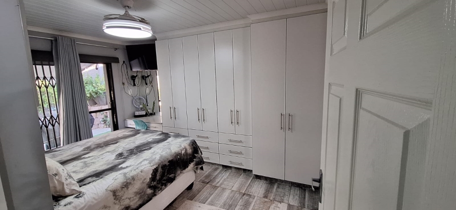 2 Bedroom Property for Sale in Island View Western Cape